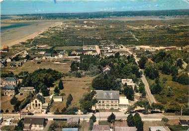 / CPSM FRANCE 50 "Denneville plage, vue générale aérienne"