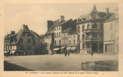 / CPA FRANCE 03 "Cusset, les vieilles maisons du XI ème siècle et la place Victor Hugo"