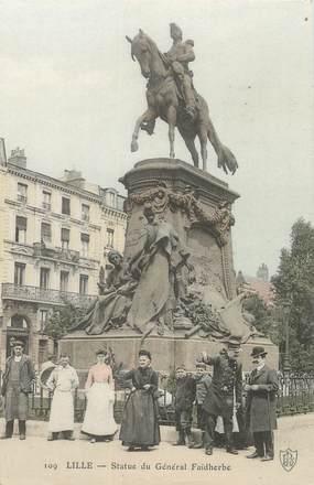 / CPA FRANCE 59 "Lille, statue du général Faidherbe"