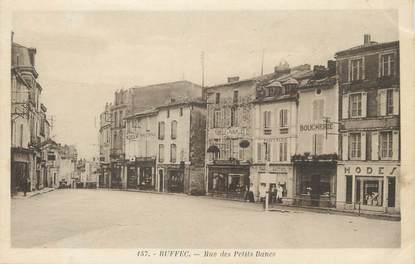 / CPA FRANCE 16 "Ruffec, rue des petits Bancs"