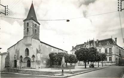 / CPSM FRANCE 16 "Mansle, l'église et l'hôtel de ville"