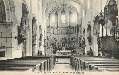 / CPA FRANCE 76 "Angiens, intérieur de l'église"