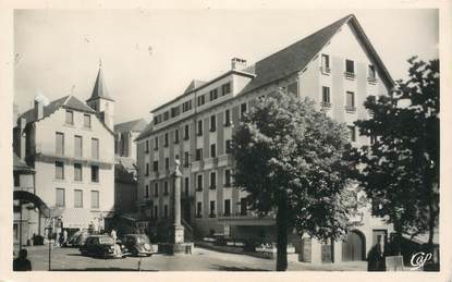 CPSM FRANCE 15 "Chaudesaigues, place du Gravier"