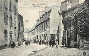 29 Finistere / CPA FRANCE 29 "Lannilis, rue traverse"