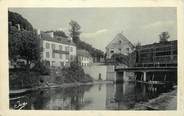 29 Finistere / CPA FRANCE 29 "Pont de Buis, la doufine à la sortie de la poudrerie"