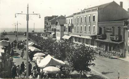 CPSM FRANCE 34 "Valras Plage, promenade et marché"