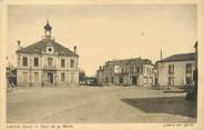 32 Ger CPA FRANCE 32 "Riscle, place de la mairie"