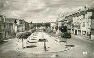 32 Ger CPSM FRANCE 32 "Eauze, place de la Liberté"