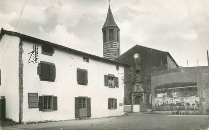 CPSM FRANCE 64 "Ossés, l'Eglise et le Fronton"