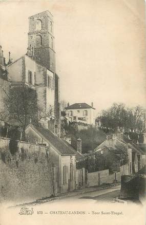 / CPA FRANCE 77 "Château Landon, tour Saint Thugal"