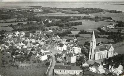 / CPSM FRANCE 56 "Pénestin sur Mer, vue générale sur le centre"