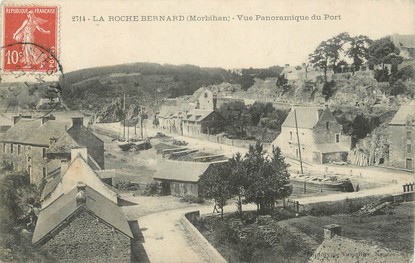 / CPA FRANCE 56 "La Roche Bernard, vue panoramique sur le port"