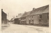 56 Morbihan / CPA FRANCE 56 "Concoret, l'arrivée route de Paimpont"