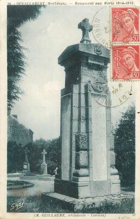 / CPA FRANCE 56 "Questembert, monument aux morts"