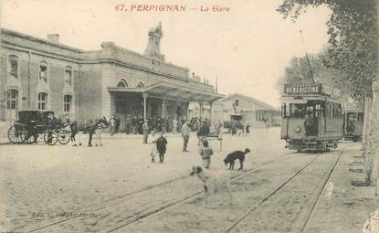 CPA FRANCE 66 "Perpignan, la gare" / TRAMWAY