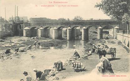 CPA FRANCE 66 "Perpignan, le pont de guerre, les laveuses"