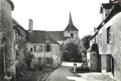 / CPSM FRANCE 36 "Saint Benoit du Sault, rue de l'église"