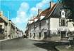 / CPSM FRANCE 37 "Yzeures sur Creuse, place Mado Robin et la Grande rue"