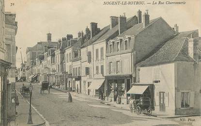 CPA FRANCE 28 "Nogent le Rotrou, la rue charronnerie"