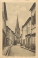 33 Gironde / CPA FRANCE 33 "Langon, rue et clocher de l'église Saint Gervais"