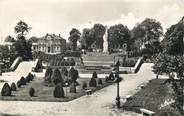 31 Haute Garonne CPSM FRANCE 31 "Muret, le jardin et le monument Clément Ader"