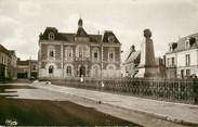 72 Sarthe CPSM FRANCE 72 "Le Lude, Hotel de ville"