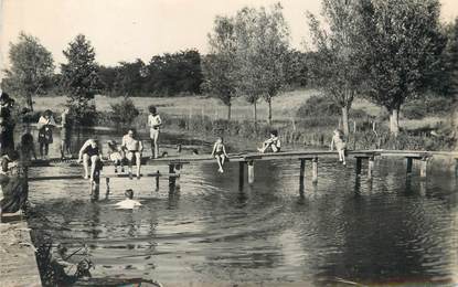 / CPSM FRANCE 28 "Courtalain, baignade de l'Yerre à Saint Pellerin"