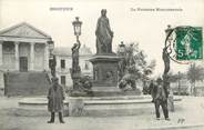 36 Indre / CPA FRANCE 36 "Issoudun, la fontaine monumentale"