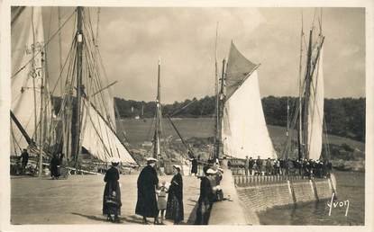 CPSM FRANCE 29 "Concarneau, la Jetée"