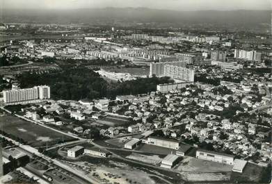 CPSM FRANCE  69  "Bron, vue aérienne sur le quartier"