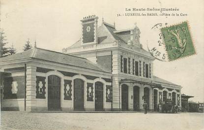 CPA FRANCE  70 "Luxeuil les Bains, place de la gare"