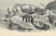 74 Haute Savoie / CPA FRANCE 74  "Chamonix, Traversée de la mer de glace" / ALPINISME