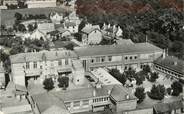 77 Seine Et Marne / CPSM FRANCE 77 "Pontault Combault, le groupe scolaire de Combault"