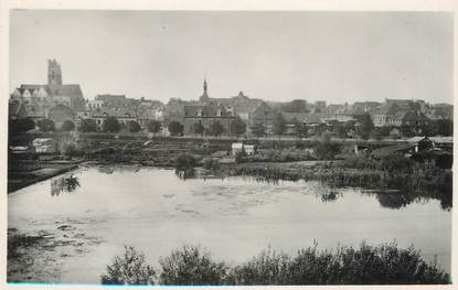 / CPSM FRANCE 80 "Vue sur Péronne"