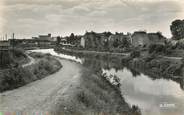 80 Somme / CPSM FRANCE 80 "Ham, le canal et les ruines du château"