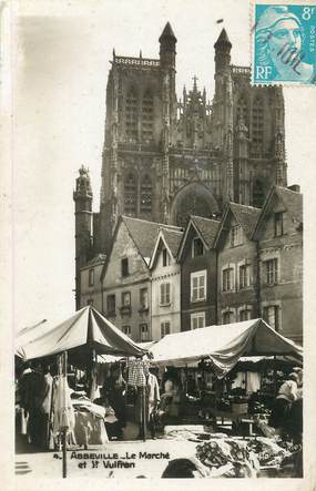 / CPSM FRANCE 80 "Abbeville, le marché'