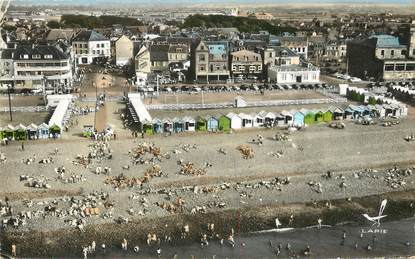 / CPSM FRANCE 80 "Cayeux sur Mer, la plage"