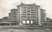 80 Somme / CPSM FRANCE 80 " Amiens, immeubles les I.S.A.I