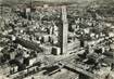 / CPSM FRANCE 80 "Amiens, tour Perret et Cathédrale"