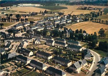 / CPSM FRANCE 35 "Le Rheu, avenue des Cygnes"