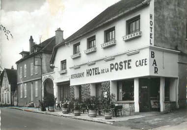 / CPSM FRANCE 89 "Flogny, l'hôtel de la poste"