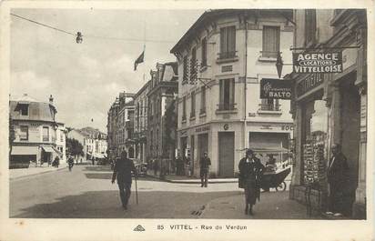 / CPA FRANCE 88 "Vittel, rue de Verdun"