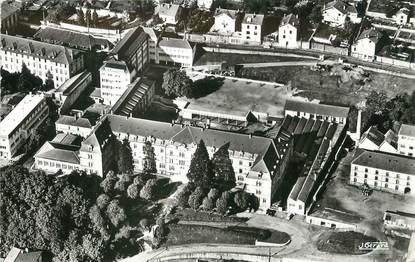 / CPSM FRANCE 88 "Epinal, lycée technique, cour d'honneur"