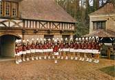 27 Eure / CPM FRANCE 27 "Evreux" / MAJORETTES