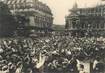 CPSM  2EME GUERRE / LIBÉRATION DE PARIS " La foule, place de l'Opéra après la prise de la Kommandantur"