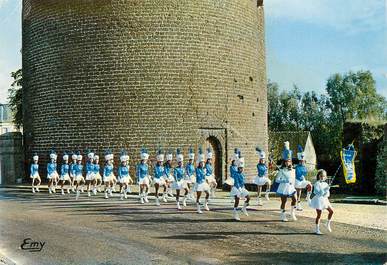 / CPM FRANCE 27 "Verneuil sur Avre" / MAJORETTES