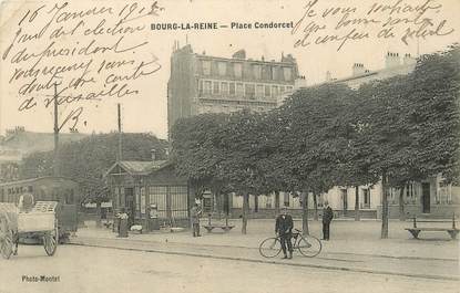 / CPA FRANCE 92 "Bourg La Reine, place Condorcet"