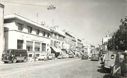 / CPA FRANCE 92 "Antony, l'avenue des deux gares et la poste"