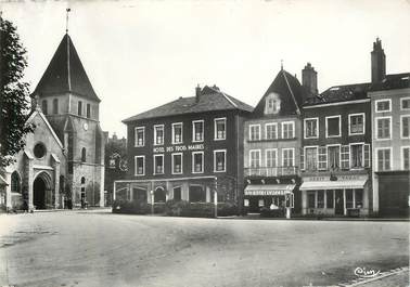 CPSM FRANCE 71 "Verdun sur le Doubs, place de la Liberté"