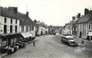 78 Yveline / CPSM FRANCE 78 "Saint Arnoult en Yvelines, place du général Leclerc et rue de Paris"